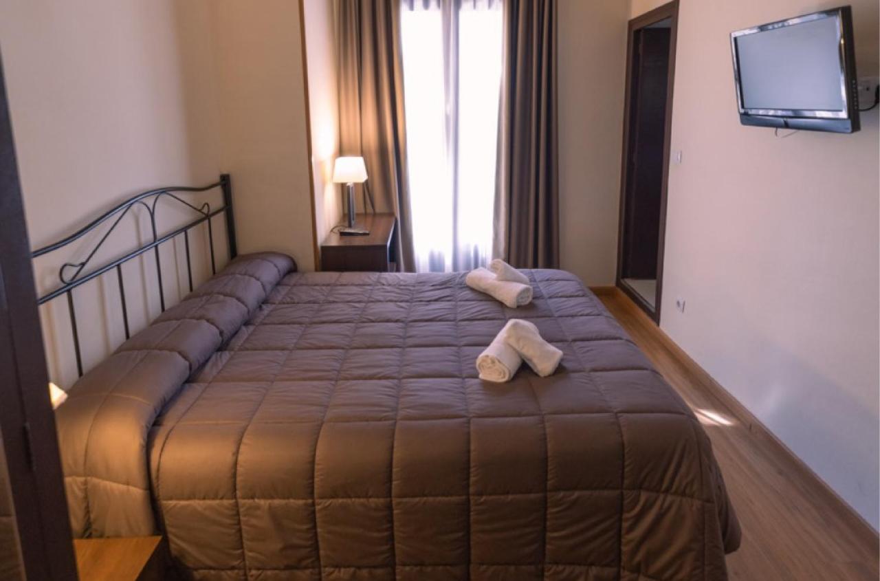 Hotel Rural Y Apartamentos Villa Engracia л’Асплуга-да-Франкулі Екстер'єр фото